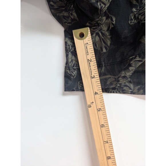 Women's Athleta Trekkie North Printed Shorts Size 26 Ripstop Outdoors Army Green - Picture 5 of 13